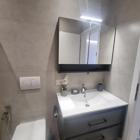 Kamel 度假居 Vlorë