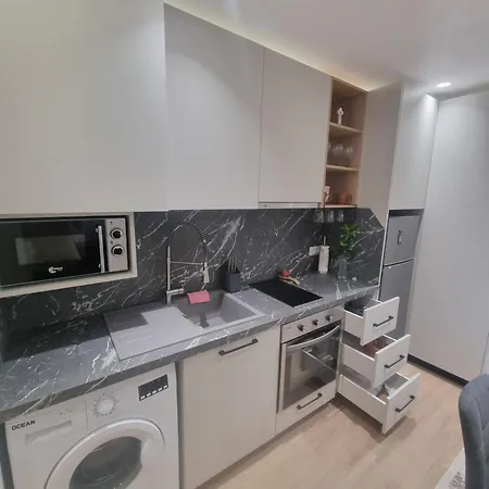 度假居 Kamel Vlorë