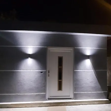 Kamel 度假居 Vlorë